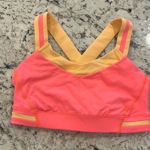 Lululemon sports bra